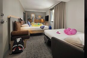 Moxy Nice