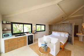 Galleon Beach Resort