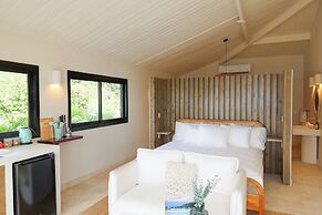 Galleon Beach Resort