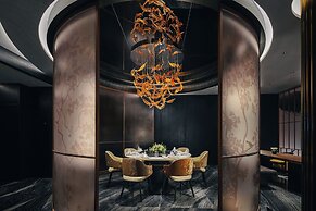 Hualuxe Chongqing Wushan by IHG