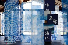 Hualuxe Chongqing Wushan by IHG