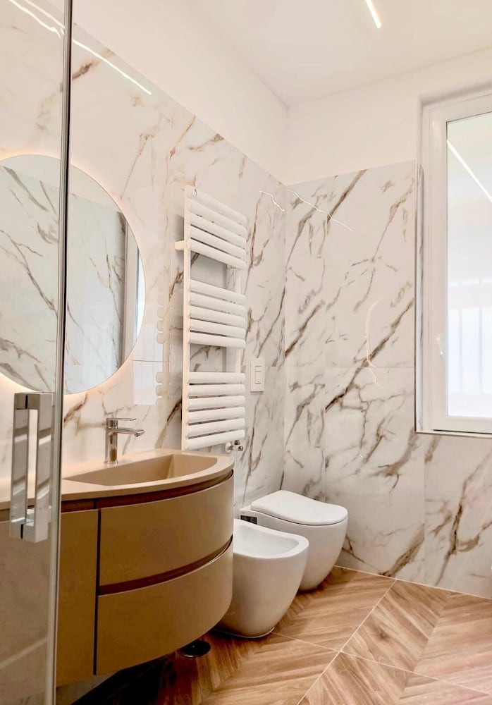 B & B Ideal Suite 41