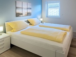 Beach Oasis Comfortable Holiday Residence