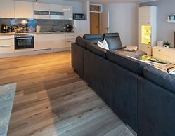 Beach Oasis Comfortable Holiday Residence