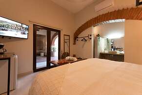 Casa Victoria Malecon - Only Adults