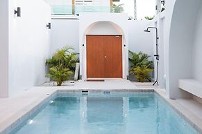 Mediterranean-Asian 3BR Villa Cristina