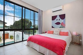 Mediterranean-Asian 3BR Villa Cristina