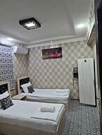 Vazira Hotel