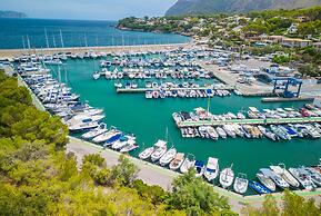 10-guest Beachfront Villa in Mallorca