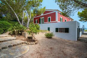 10-guest Beachfront Villa in Mallorca