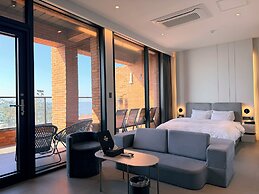 Hound Hotel Daecheon