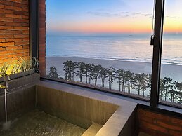 Hound Hotel Daecheon