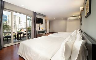 F L G Hotel