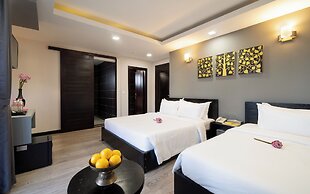 F L G Hotel