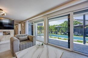 Villa Samara with Pool