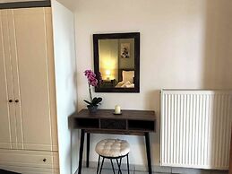 Sea Rose Apartment
