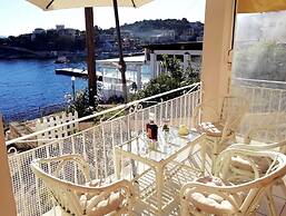 Sea Rose Apartment