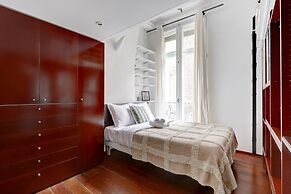 Le Marais & Place de la Republique 3BR