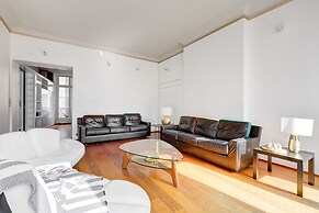 Le Marais & Place de la Republique 3BR