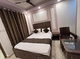 Hotel Mauji's Legacy