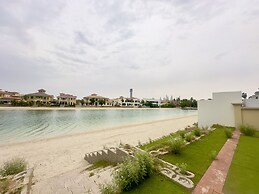 Exclusive 4BR Villa w Private Pool Beach