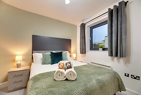 Laing Apartments