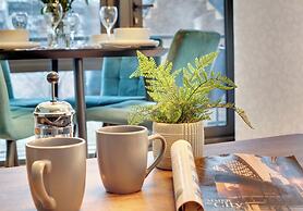 Laing Apartments