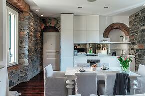 Stunning Central Como apt by JOIVY