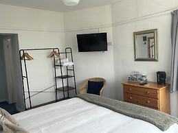 The Yacht Inn
