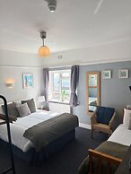 The Yacht Inn