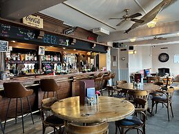 The Yacht Inn
