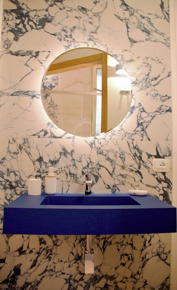 Theater Luxury Apartment