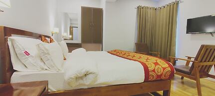 Hotel Apricot Inn