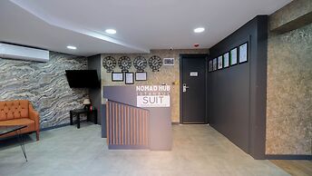 Nomad Hub Istanbul Suit