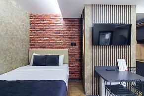 Nomad Hub Istanbul Suit