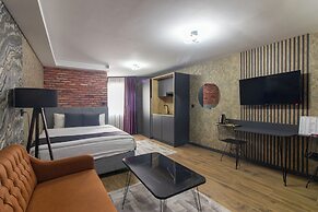 Nomad Hub Istanbul Suit