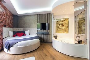Nomad Hub Istanbul Suit