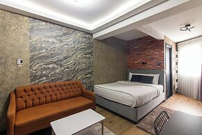 Nomad Hub Istanbul Suit