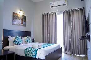 Vrindavan Dreams Hotel and Suites