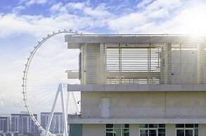 LUX The Marina Vista Beachfront Suite 2