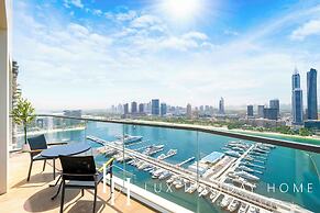 LUX The Marina Vista Beachfront Suite 2