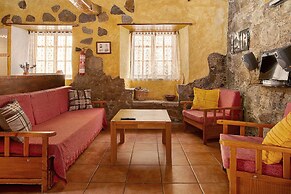 Rural House Pepita Flores 2 Nights
