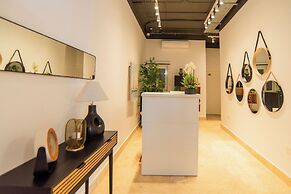 Orbis Boutique Studios by Holi