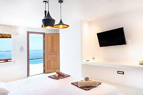 Ria Mar Villas & Suites by Live&Travel