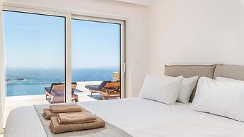 Ria Mar Villas & Suites by Live&Travel
