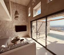 Ria Mar Villas & Suites by Live&Travel