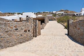 Ria Mar Villas & Suites by Live&Travel