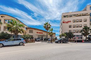 Aragosta Hotel