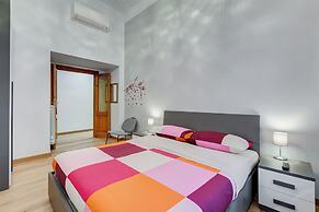 3-Bedroom Home Near Trastevere Station