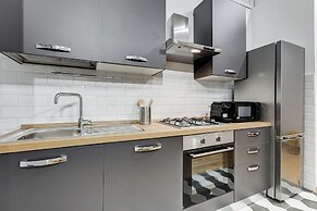 3-Bedroom Home Near Trastevere Station